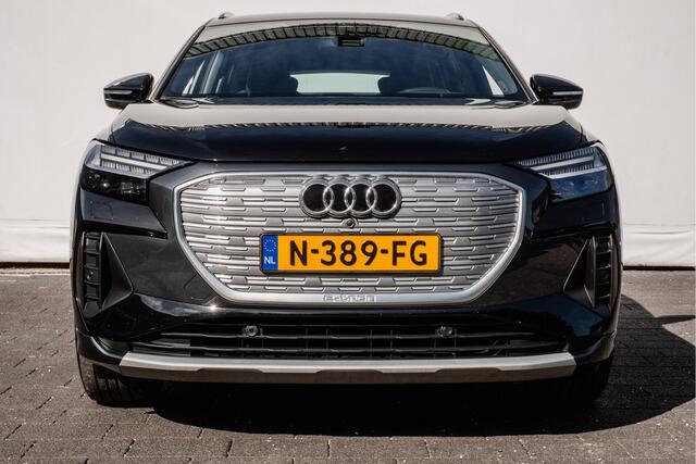 Audi Q4 e-tron 40 Launch edition Advanced 77 kWh Trekhaak/ Sonos sound/ Full led/ Pdc v+a/ Stoelverwarming/ 21" Lmv/ Warmtepomp