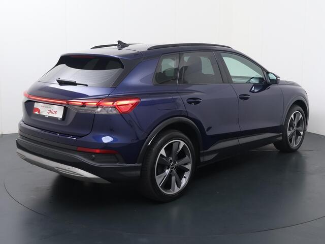 Audi Q4 e-tron 35 Launch edition Advanced 55 kWh | 170 PK | SoH 91% | Automaat | Multifunctioneel stuurwiel | Stoelverwarming | Achteruitrij camera |