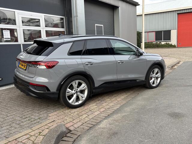 Audi Q4 e-tron 40 Launch edition S Competition 77 kWh trekhaak inklapbaar |Warmtepomp | PDC V+A | voorverwarming| Carplay