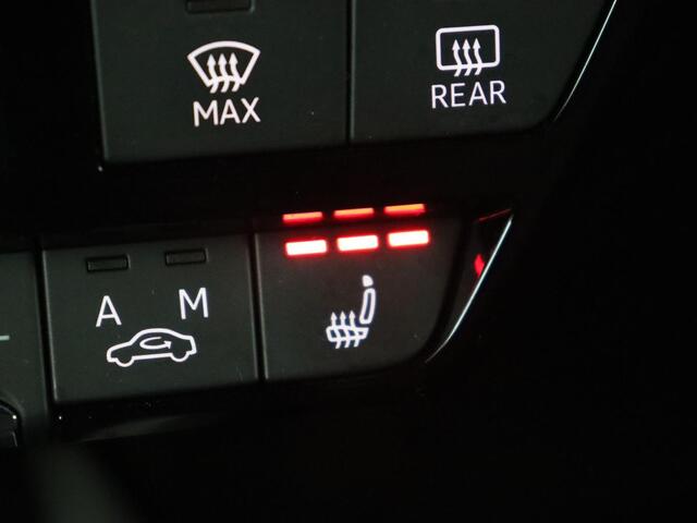 Audi Q4 e-tron 40 Launch Edition 77 kWh | Trekhaak | Warmtepomp | Stoelverwarming | Adaptive cruise | Camera | Carplay | Navigatie | Full LED | Virtual Cockpit