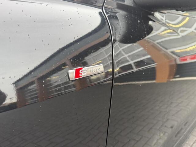 Audi Q4 e-tron 40 Launch edition S Competition 77 kWh | 2X S-Line | Panoramadak | Camera | Sonos |