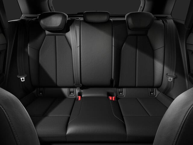 Audi Q4 e-tron 45 S edition Competition 82 kWh 286 pk | Assistentiepakket plus | Optiekpakket plus | Ambient verlichting | Privacy glas |