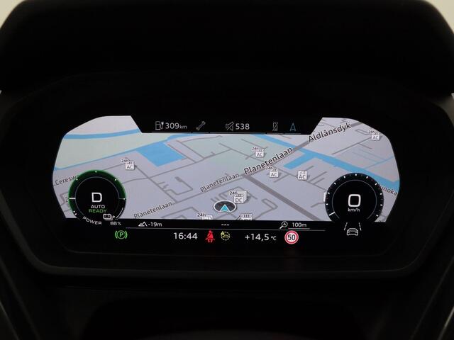 Audi Q4 e-tron 40 77 kWh 204 Pk Automaat S-Line | Camera | CarPlay | Adaptive Cruise | Elektrische Achterklep | LED | 20 Inch | 75.539 Km