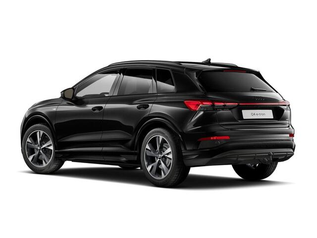 Audi Q4 e-tron S edition Competition (A1) e-tron 45 82 kWh 210 k