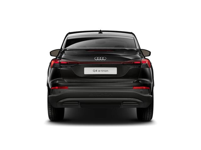 Audi Q4 e-tron Sportback edition e-tron 40 63 kWh 150 kW / 204 PK Sportback Achteruitrijcamera | Adaptieve Cruise Control | Privacy glas (donker getint | Assistentiepakket plus | Comfortpakket | Inklapbare Spiegels |