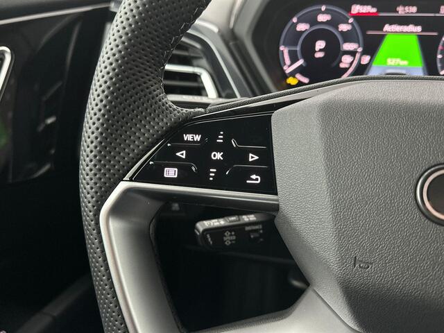 Audi Q4 e-tron S edition Competition 45 82 kWh 210 kW / 28