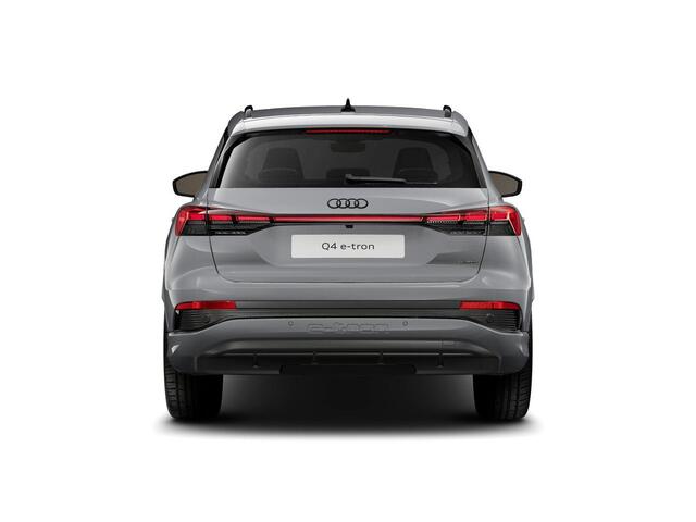 Audi Q4 e-tron 45 S edition Competition 82 kWh 286 pk | Assistentiepakket plus | Glazen panoramadak | Comfortsleutel | Comfortpakket |