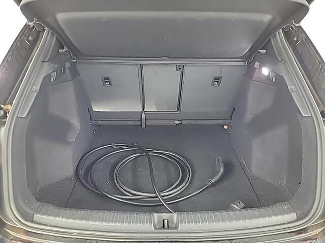 Audi Q4 e-tron 50 quattro Launch edition S Competition 77 kWh