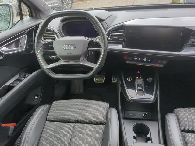 Audi Q4 e-tron 40 Launch edition S Competition 77 kWh / Led verlichting / Achteruitrij camera / Electrische achterklep / SONOS