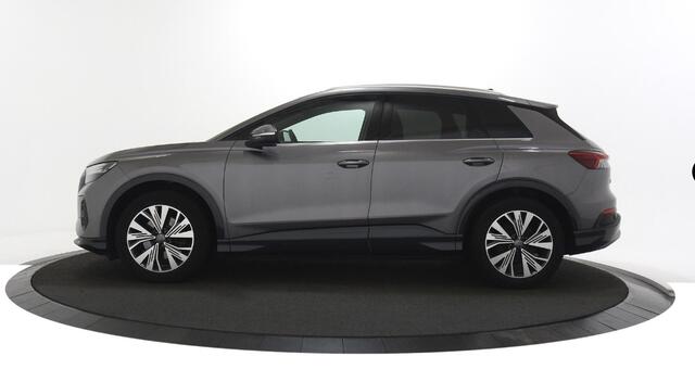 Audi Q4 e-tron 35 Launch edition Advanced 55 kWh Trekhaak / Navigatie / Camera