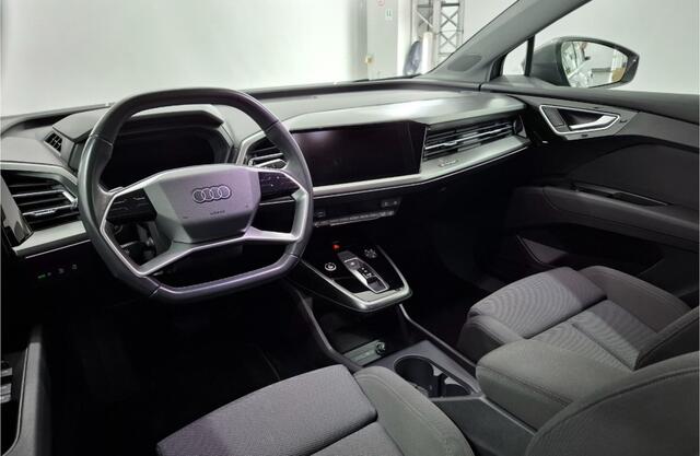 Audi Q4 e-tron 35 Launch edition Advanced 55 kWh Trekhaak / Navigatie / Camera