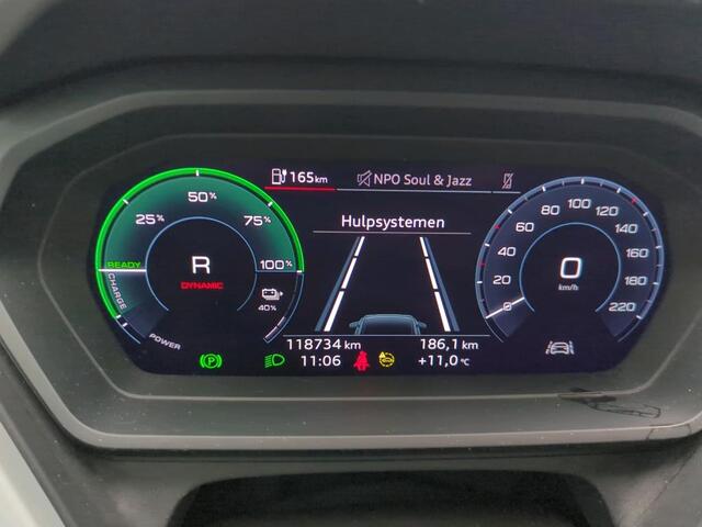 Audi Q4 e-tron 40 Launch edition 77 kWh Full-Led Audi-Drive-Select Stoelverwarming