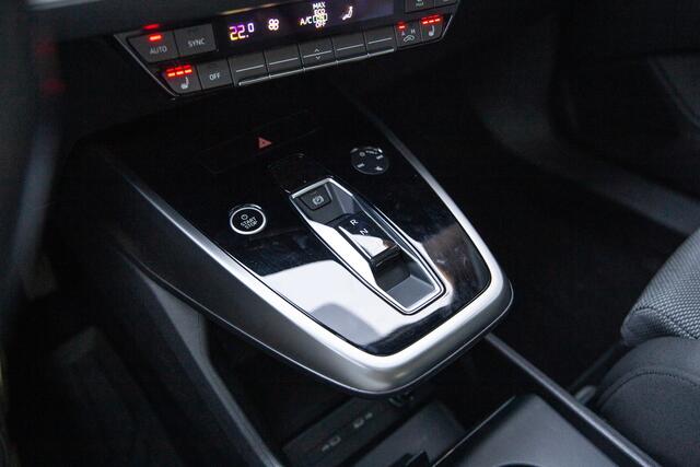 Audi Q4 e-tron 40 Launch edition Advanced Plus 77 kWh , Panoramadak, Adap. cruise,