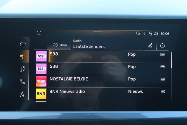 Audi Q4 e-tron 40 Launch edition S Competition 77 kWh - NL- Auto!! Pano I Camera I Stoelverw