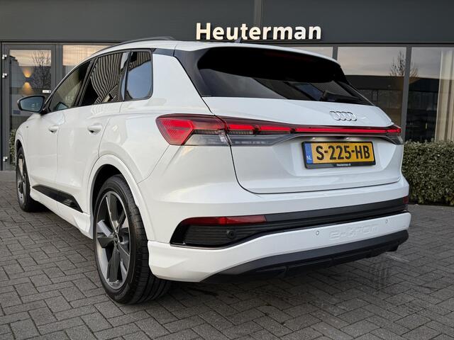 Audi Q4 e-tron 35 2 x S Line/ Panodak/ Trekhaak/ Sfeerverlichting