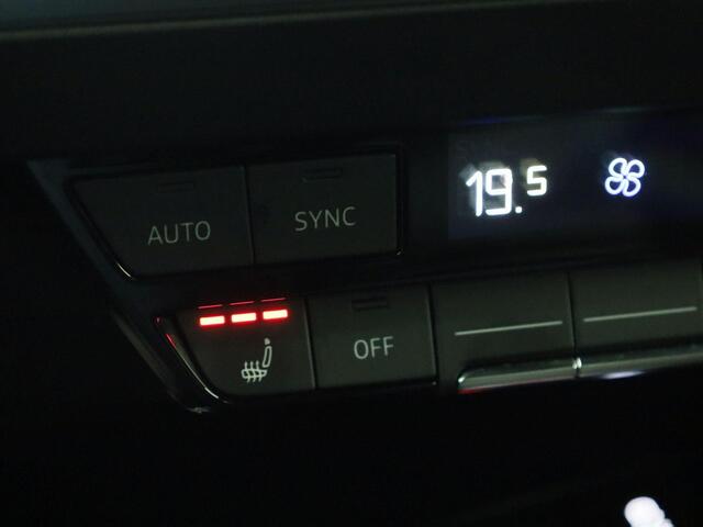 Audi Q4 e-tron 40 Launch edition Advanced Plus 77 kWh 204pk · Leder · Trekhaak · Sonos soundsystem · Camera · Stoelverwarming · Adaptive Cruise Control ·