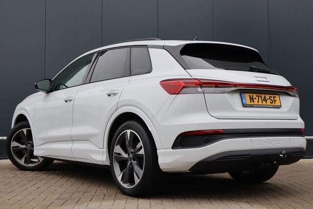 Audi Q4 e-tron 40 Advanced edition 77 kWh | Trekhaak | Stoelverwarming | Warmtepomp | Matrix LED | Privacy Glass | 20 Inch Apple Carplay / Android Auto