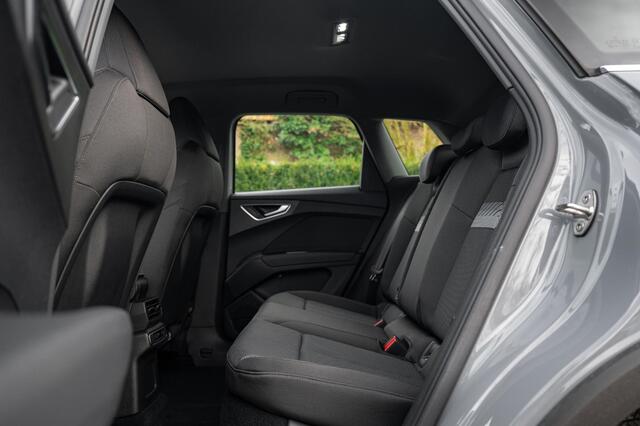 Audi Q4 e-tron 40 Advanced 77 kWh 204pk | 1e Eig. | ACC | Matrix | Dynamic Pakket | Standverw.