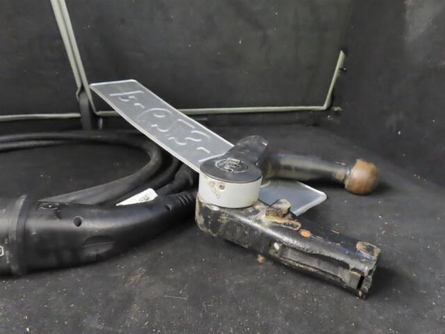 Audi Q4 e-tron 40 Advanced 77 kWh | SoH 97% | Trekhaak | Leder Sport | Stoelverwarming |