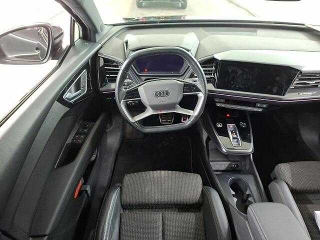 Audi Q4 e-tron 40 S-Line Competition 77 kWh | Navi | Panorama | Virtual Cockpit