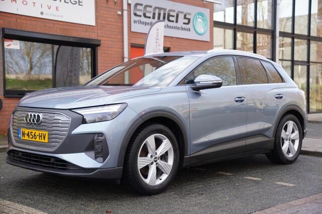 Audi Q4 e-tron 35 Launch edition 55 kWh / SOH 90,7% / BTW / Camera / Verwarmd Stuur / Camera /