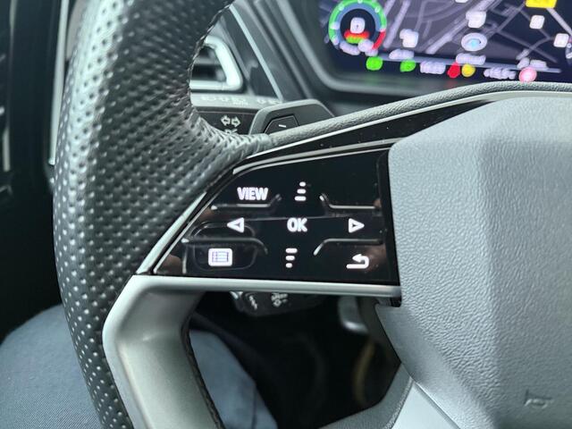 Audi Q4 e-tron 40 S edition 77 kWh | 204 PK | Matrix LED koplampen | S line | Navigatiesysteem | Adaptive cruise control |