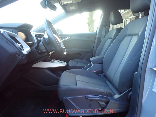 Audi Q4 e-tron 40 Edition 77 kWh / SOH 90% / TREKHAAK / CARPLAY / ACC / CAMERA