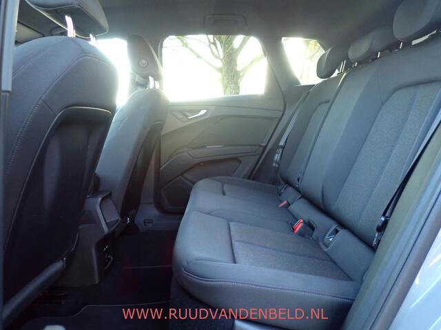Audi Q4 e-tron 40 Edition 77 kWh / SOH 90% / TREKHAAK / CARPLAY / ACC / CAMERA