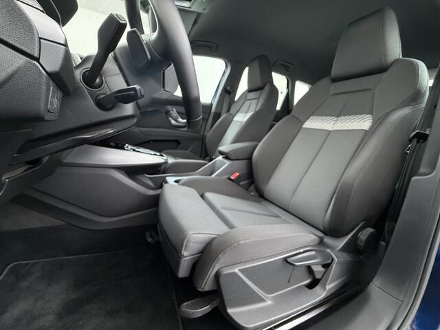 Audi Q4 e-tron 40 204pk AUT. 82kWh Advanced Launch Ed. SOH 97% Warmtepomp Matrix-Led Adaptive-Cruis Audi-Sound System Apple Carplay Android Auto Navi 3-Zone Ecc Camera Pdc 3 fase laden Stoelverwarming Lmv 20" DAB Bluetooth Elek.Achterklep ¤ 63.000 nieuw Origineel Nederl