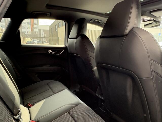 Audi Q4 e-tron 35 Launch edition S Competition 55 kWh FULL OPTIONS/PANO/NL AUTO/TOPSTAAT