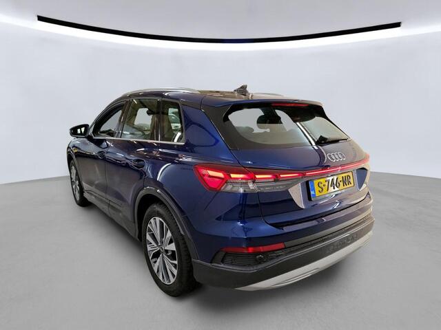 Audi Q4 e-tron 40 Advanced edition 77 kWh / Matrix LED / Elek Trekhaak / Elek Achterklep / Navigatie / 19" LMV