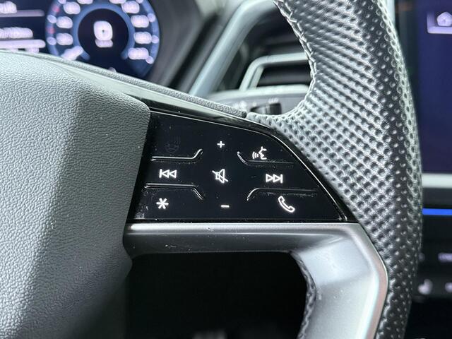 Audi Q4 e-tron 40 S edition 77 kWh | 204 PK | SOh 93% | Matrix LED koplampen | Adaptive cruise control | S line | 20" LM velgen | Stoelverwarming |