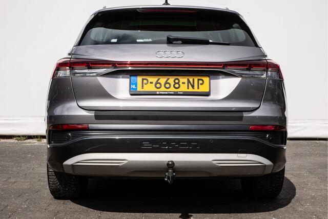 Audi Q4 e-tron 40 Launch edition Advanced Plus 77 kWh SOH 96% Panoramadak/ Trekhaak/ Camera/ Carplay/ Adapt. cruise / Navigatie/ Warmtepomp