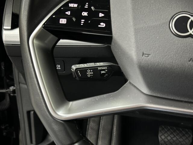 Audi Q4 e-tron 45 Quattro S-Line 77 kWh | ACC | Matrix-LED | Keyless-Entry | Standkachel | Carplay | Lane Assist | 3-Zone Clima | Stoelverwarming | Getint Glas | Autom. Parkeren | Virtual Cockpit |