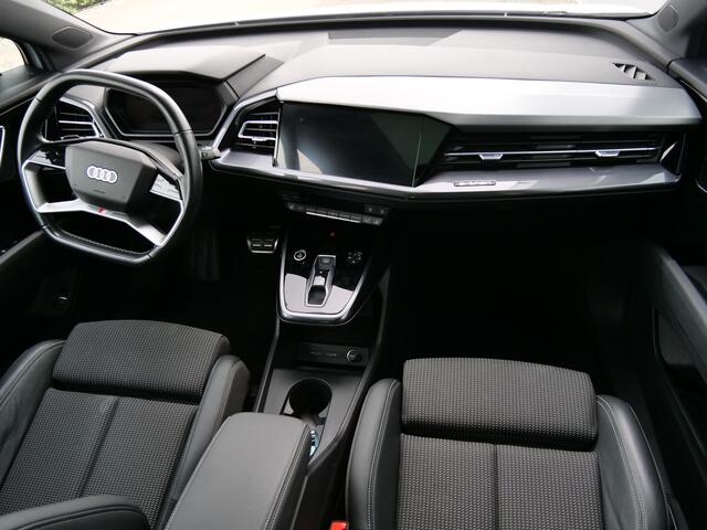 Audi Q4 e-tron 35 Launch edition S Competition 55 kWh 170 Pk Automaat Navi / DAB / Camera / Pano-dak / Stoelverwarming / SOH 89,9 %