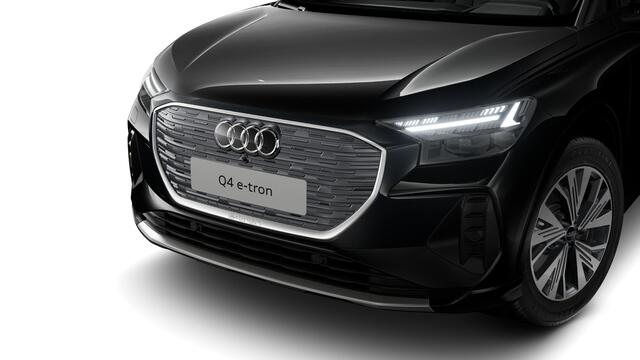 Audi Q4 e-tron Q4 45 e-tron 286 1AT S edition Competition | Achterklep, automatisch bedienbaar | Achteruitrijcamera | Adaptive cruise control