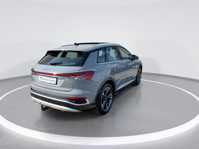 Audi Q4 e-tron 40 Edition 77 kWh / 204pk S Line · Panoramadak · Trekhaak · Apple/Android Car Play · Leder/Stof