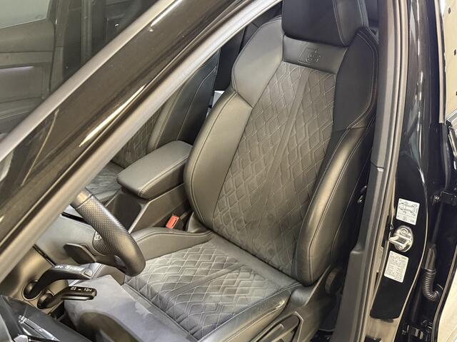 Audi Q4 e-tron 50 quattro Launch edition S Competition 77 kWh | Pano | 2x S-line | Warmtepomp