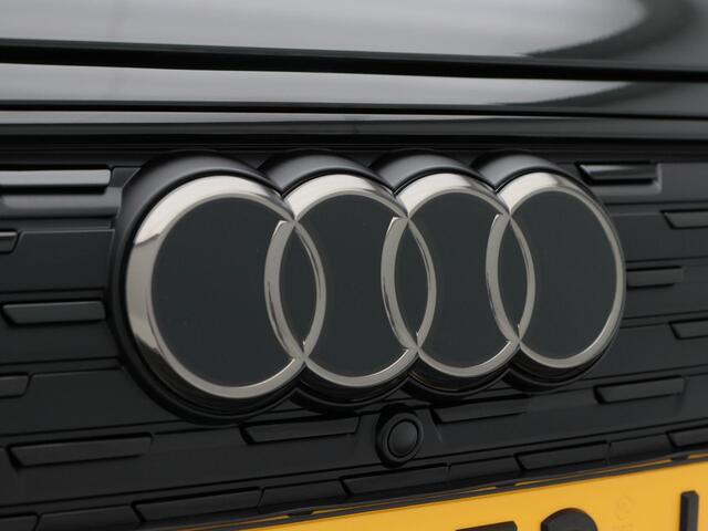 Audi Q4 e-tron 45 quattro S Edition Competition 82 kWh | Privacyglas | 21 Inch | Trekhaak | Matrix Led | Adaptive Cruise |