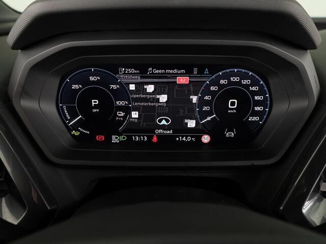 Audi Q4 e-tron 45 quattro S Edition Competition 82 kWh Panoramadak | 360 Camera | Adaptieve cruise control | Sfeerverlichting |