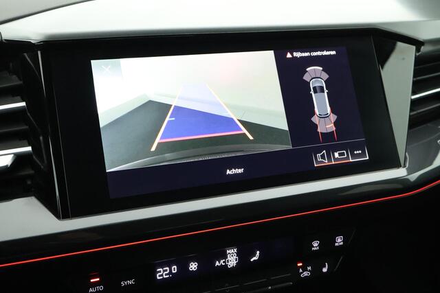 Audi Q4 e-tron 40 204pk S Edition 77 kWh Camera Stoelverwarming Ambianceverlichting ACC Virtual Cockpit Navigatie S-Line