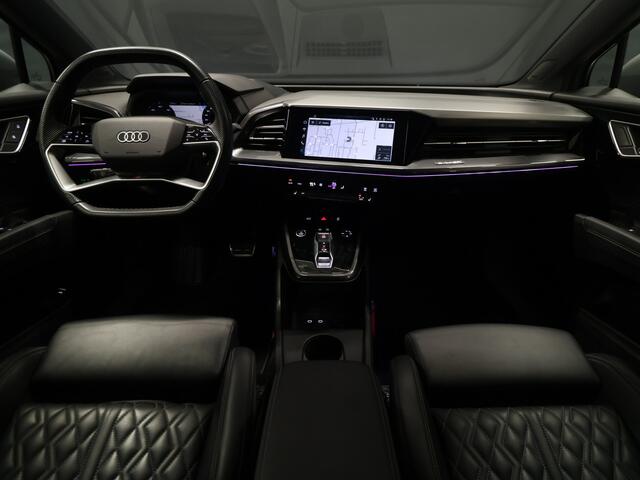 Audi Q4 e-tron 40 Launch edition S Competition 77 kWh [ADAPTIVE CRUISE, HEAD-UP DISPLAY, SONOS SOUND, MEMORY, STOELVERWARMING, APPLE CARPLAY, ELEKTRISCHE ACHTERKLEP, NIEUWSTAAT]