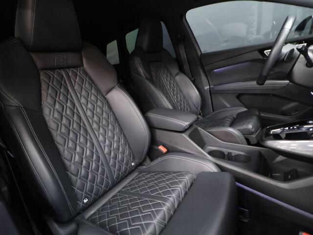 Audi Q4 e-tron 40 Launch edition S Competition 77 kWh [ADAPTIVE CRUISE, HEAD-UP DISPLAY, SONOS SOUND, MEMORY, STOELVERWARMING, APPLE CARPLAY, ELEKTRISCHE ACHTERKLEP, NIEUWSTAAT]
