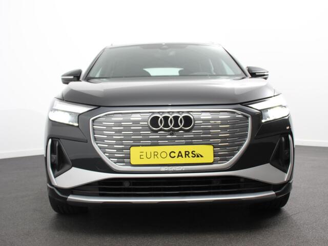 Audi Q4 e-tron 45 Advanced edition 82 kWh Climate control Adaptieve cruise control Parkeersensoren Keyless Verwarmde voorstoelen Lane assist LED Dodehoek assistent Navigatie Apple Carplay/ Android Auto