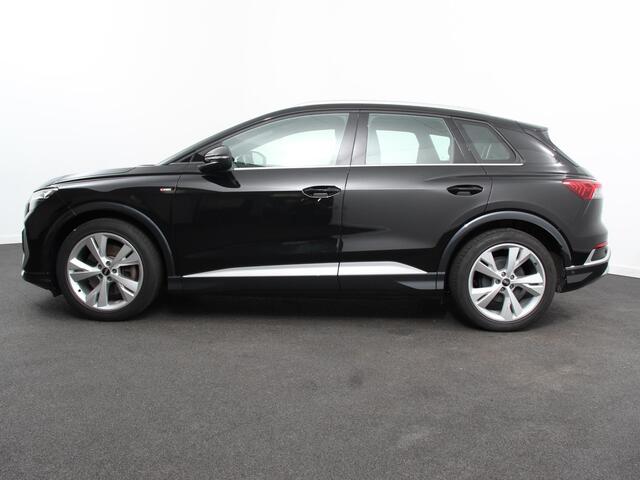 Audi Q4 e-tron 45 Advanced edition 82 kWh Climate control Adaptieve cruise control Parkeersensoren Keyless Verwarmde voorstoelen Lane assist LED Dodehoek assistent Navigatie Apple Carplay/ Android Auto