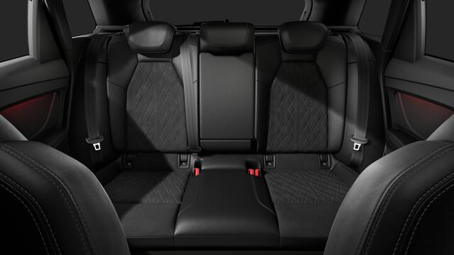 Audi Q4 e-tron quattro performance 340 1AT S edition | 3-zone airconditioning | Achterklep, automatisch bedienbaar | Achteruitrijcamera