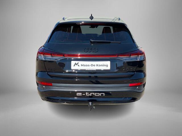Audi Q4 e-tron 40 Advanced edition 204pk 77 kWh · Leder · Trekhaak · Camera + Parkeersensoren · Apple/Android Car Play · Stoelverwarming ·