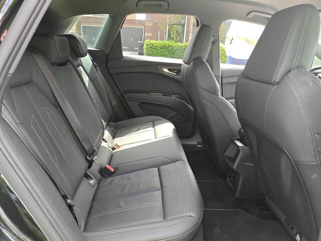 Audi Q4 e-tron 40 Launch edition Advanced Plus 77 kWh NL-AUTO | PDC | VOL. LEDER