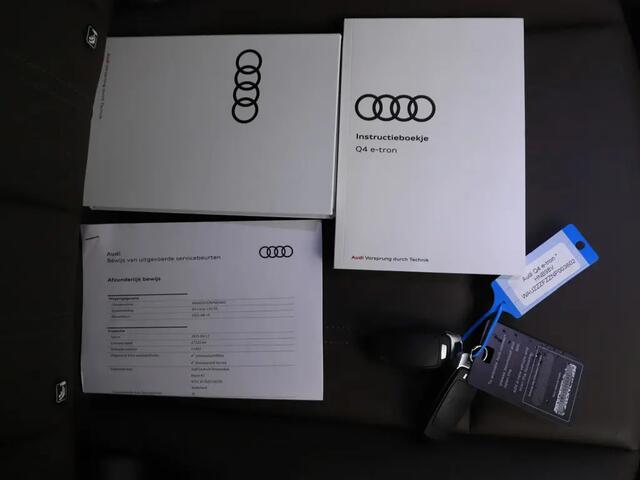 Audi Q4 e-tron 35 Launch edition Advanced SOH 95% Trekhaak/ Leer/ Stoelverwarming/ Navigatie/ Pdc v+a/ Carplay/ Full led/ Dab/ Elektr. achterklep