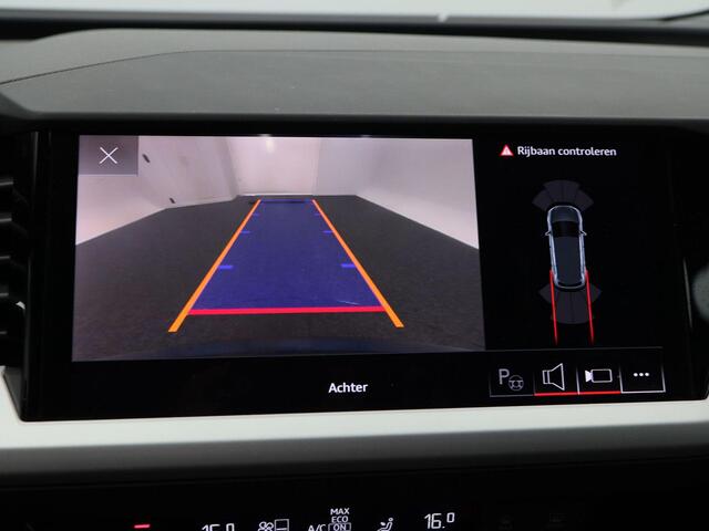 Audi Q4 e-tron 40 Advanced edition 77 kWh | Stoelverwarming | Camera | Adaptive Cruise | Matrix LED | CarPlay | 19 Inch | 44.728 Km !!